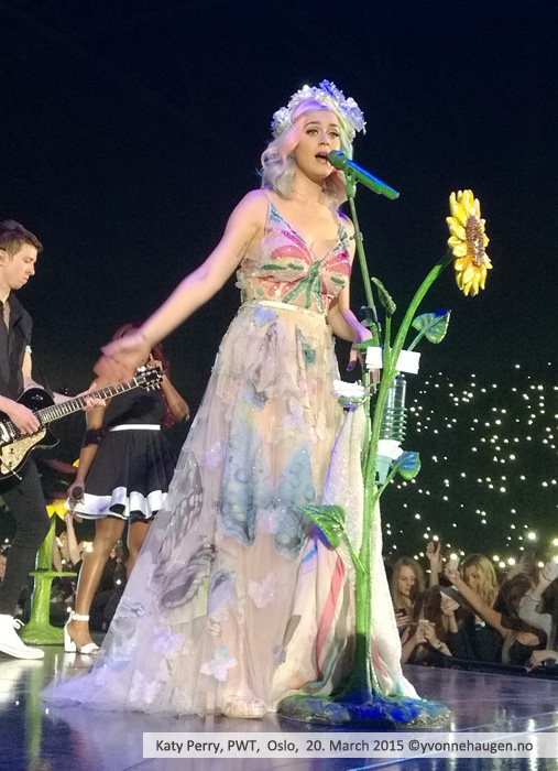 Katy-Perry-PWT-OSLO_03